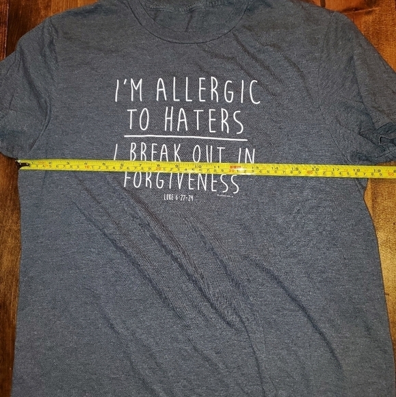I'm ALLERGIC TO HATERS grey and white tee large - Picture 3 of 7